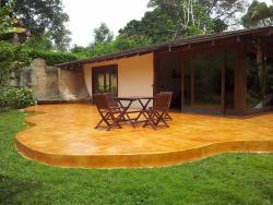 Terraza de cemento pulido con cementoblanco y teñido con acido